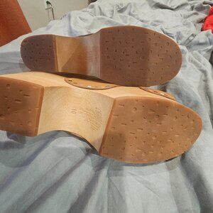 Charlotte Stone Clogs